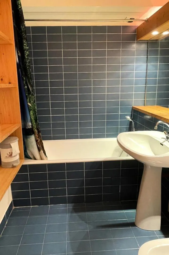 Residence Les Eperonnelles - Studio Pour 4 Personnes Situe A Meribel Altiport, Proche Des Pistes De Ski Et Du Golf Mae-2944 Les Allues Apartment