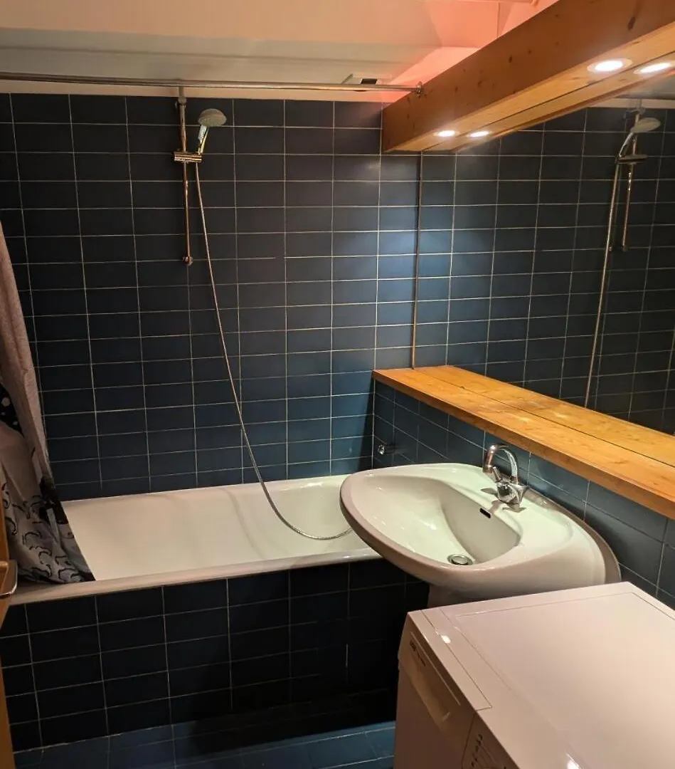 Residence Les Eperonnelles - Studio Pour 4 Personnes Situe A Meribel Altiport, Proche Des Pistes De Ski Et Du Golf Mae-2944 Les Allues